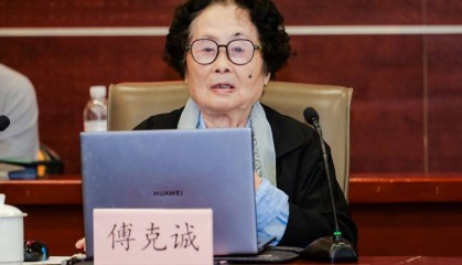 傅作义之女、上海大学教授、建筑学家傅克诚，年逾九旬再出新书