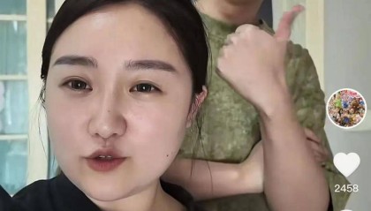 “重庆姐弟坠亡案”妈妈陈美霖官宣新恋情，晒两人戴情侣戒指照片，“决定再勇敢一次”