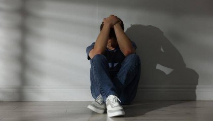 山东16岁少年无证驾驶撞倒23岁研究生，致其颅脑损伤心智如幼童