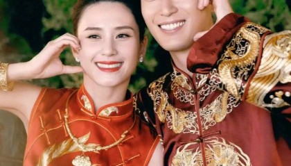 考古 | 何超莲窦骁双双辟谣离婚！两人感情生活引各方热议