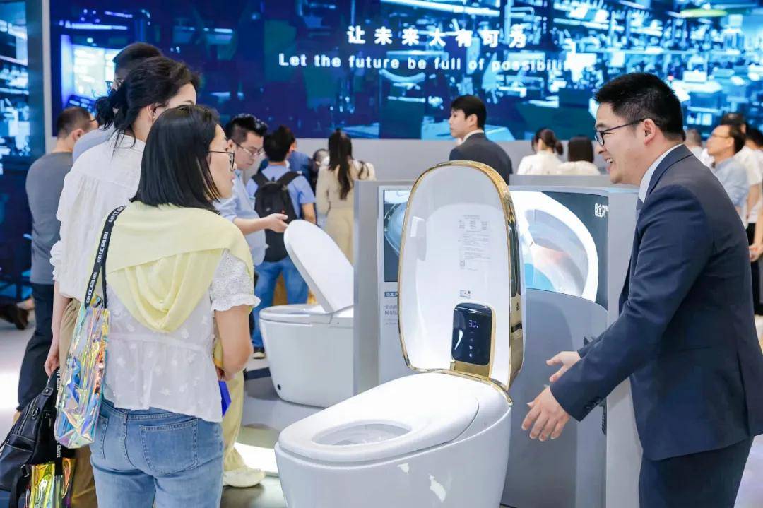 智能马桶进入“3C时代”，九牧率先交出高分答卷